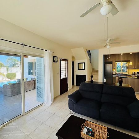 Beach Villa Gladiolus Neo Chorio Exterior photo